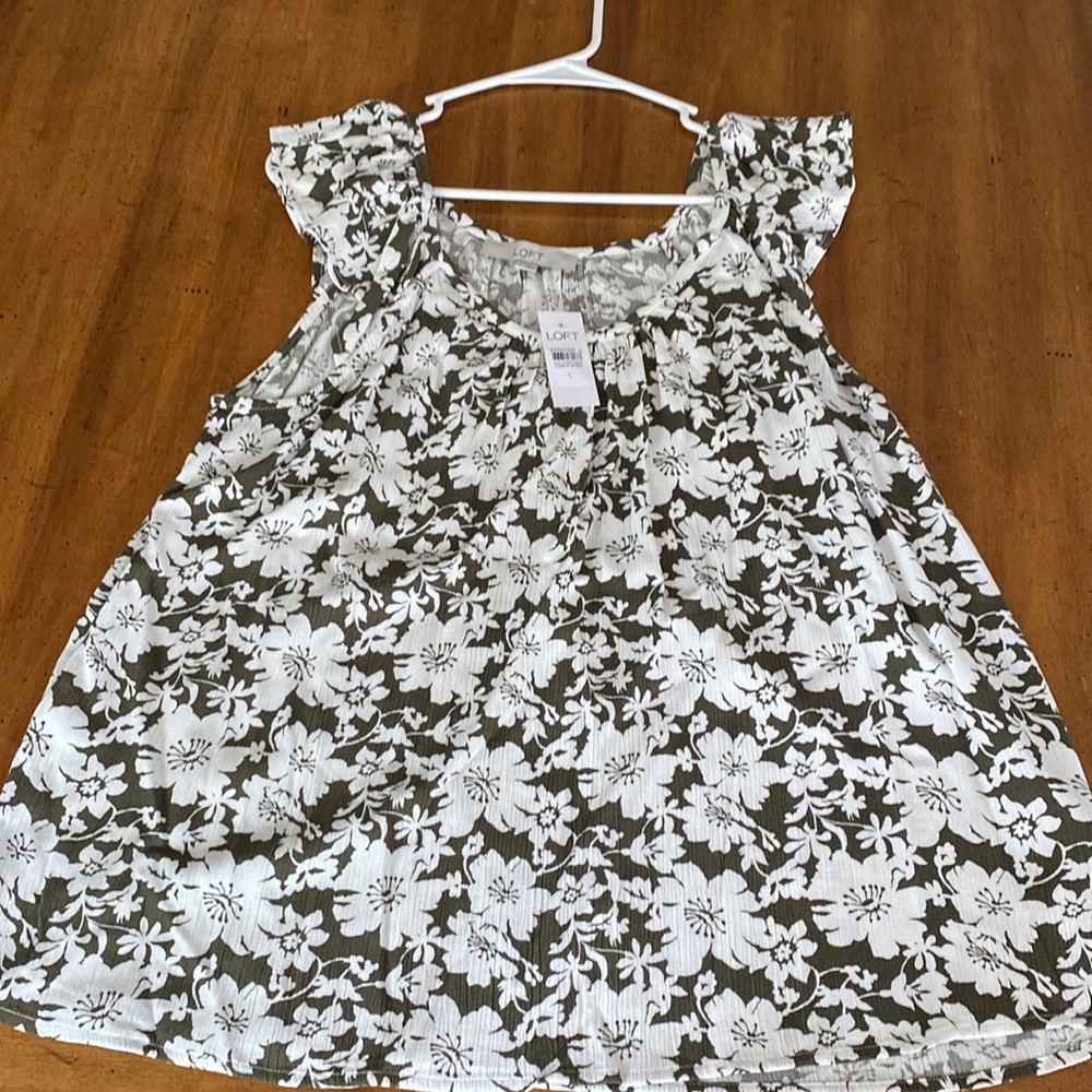 NWT LOFT flower blouse